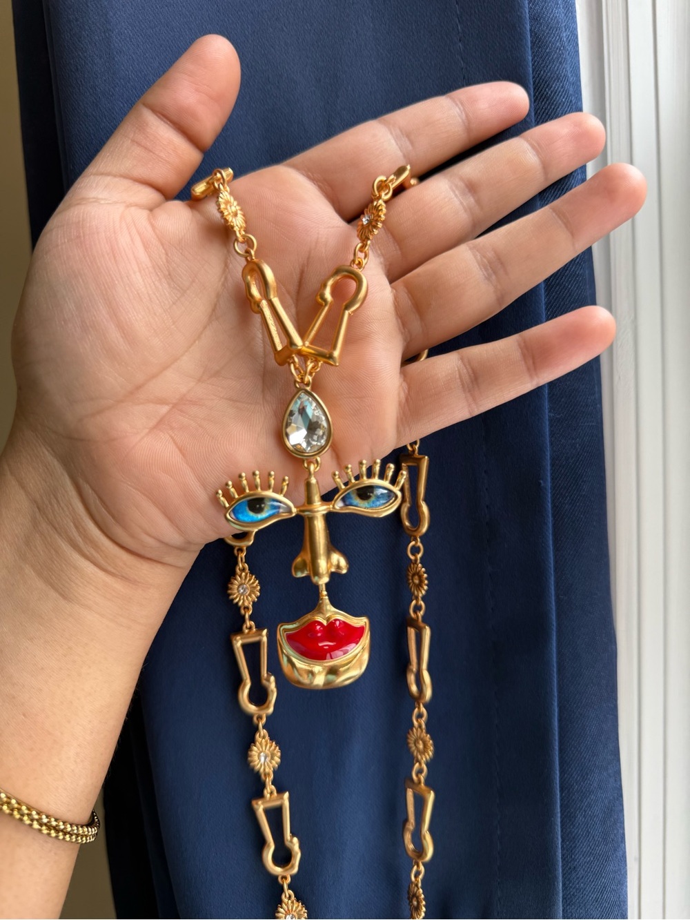 Schiaparelli Inspired Artistic Gold and Red Face Pendant Necklace - Picture 5 of 7